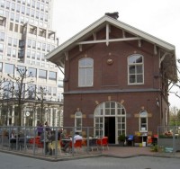 Cafe Blooker