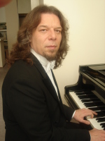 Klassieke Pianist - Milenko Veselinovic